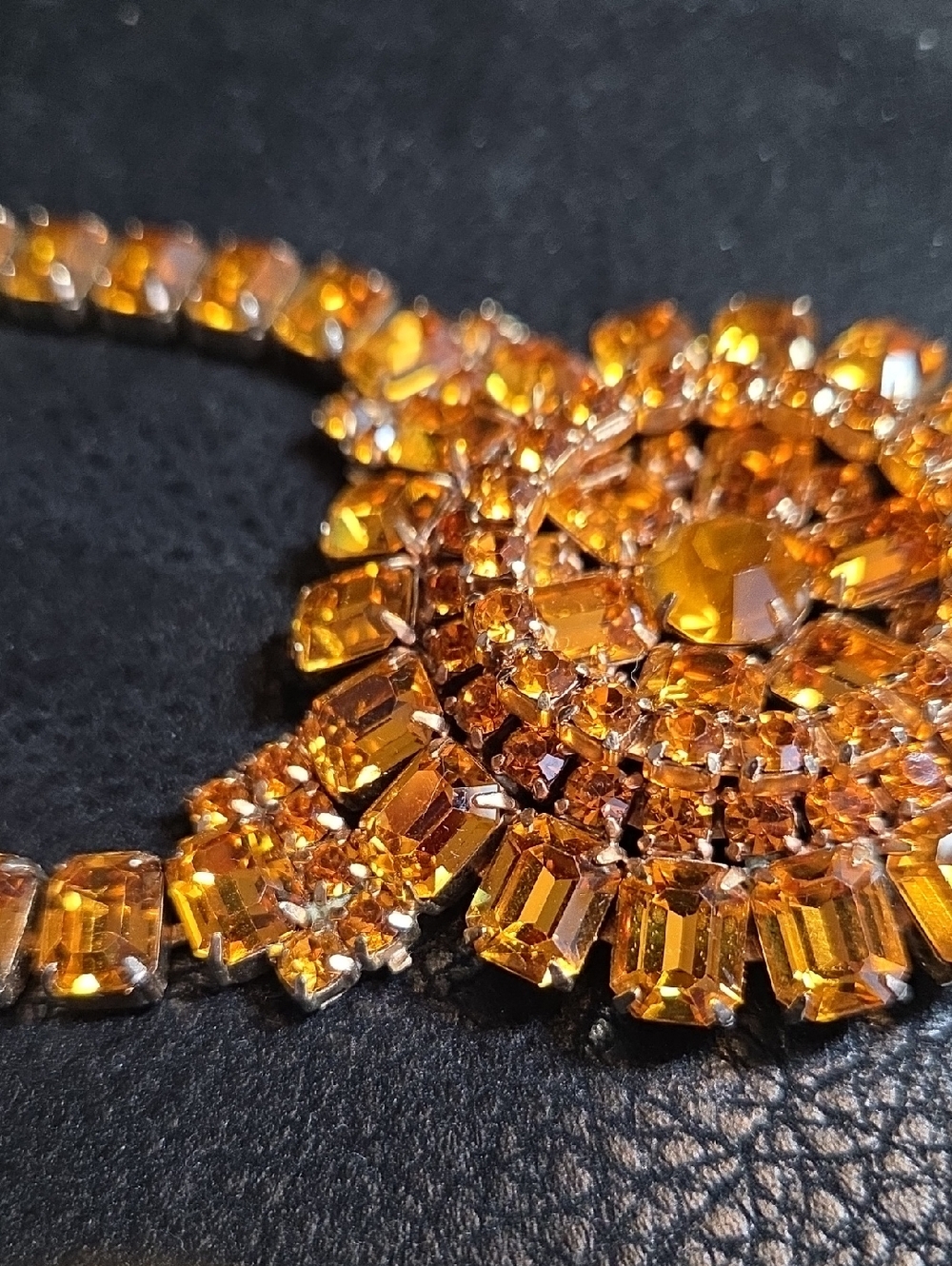 Vintage Amber Crystal Statement Necklace  Stunning Piece - - Picture 7 of 10